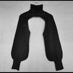 Pull over lantern crop top